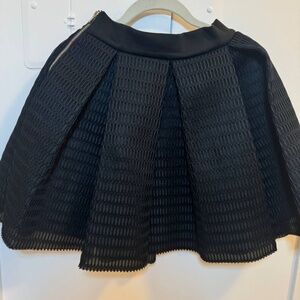 Chic & Elegant Maje Skirt – A Timeless Wardrobe Staple